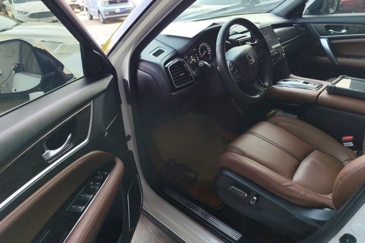 Used Honda UR-V 2020 370TURBO Two-Wheel Drive Luxury Edition
