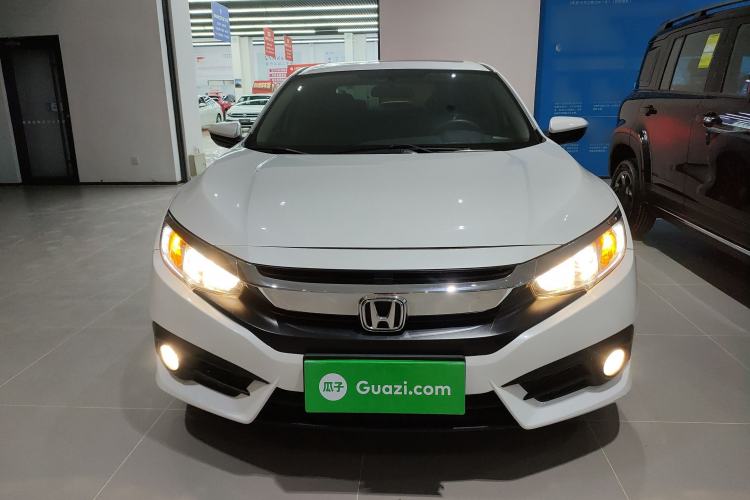 Used Honda Civic 2016 220TURBO CVT Luxury Edition
