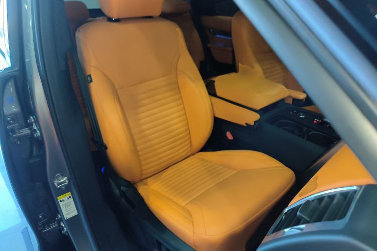 Used Land Rover Discovery 2021 360 PS R-Dynamic S
