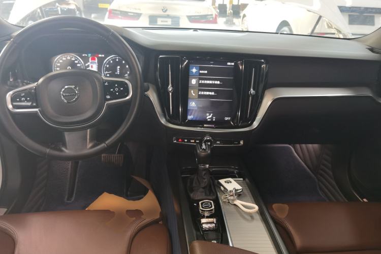 Used Volvo S60 2020 T4 Zhiyuan Luxury Edition