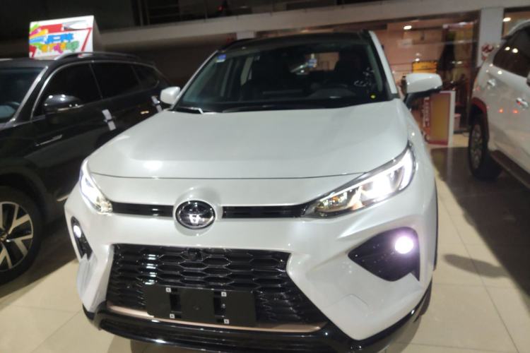 Used Toyota Wildlander 2024 2.0L CVT Two-Wheel Drive Luxury PLUS Edition
