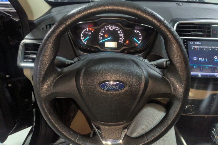 Used Ford Escort 2015 1.5L Automatic Comfort Model
