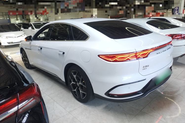 Used BYD Han 2022 DM-i 242km Flagship Model
