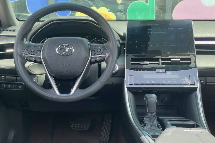 Used Toyota Avalon 2023 Dual-Engine 2.5L Luxury Edition
