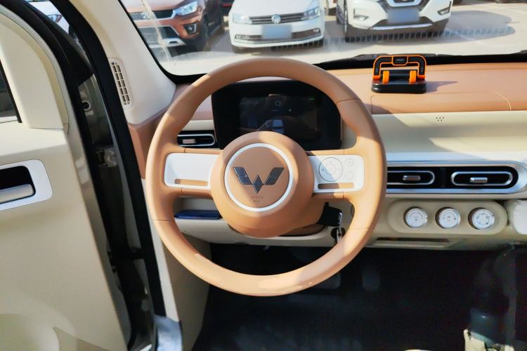 Used Wuling Hongguang MINIEV 2024 3rd Generation 215km Youth Edition