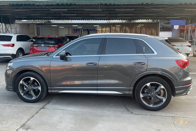 Used Audi Q3 2022 35 TFSI Fashion Dynamic Model