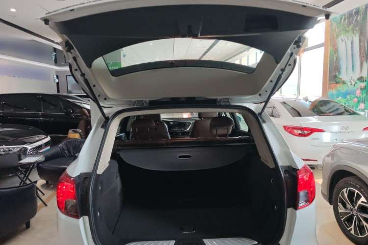 Used Buick Envision 2015 20T Two-Wheel-Drive Elite Model
