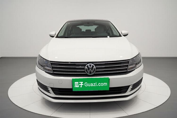 Used Volkswagen Gran Lavida 2015 1.6L Automatic Fashion Edition