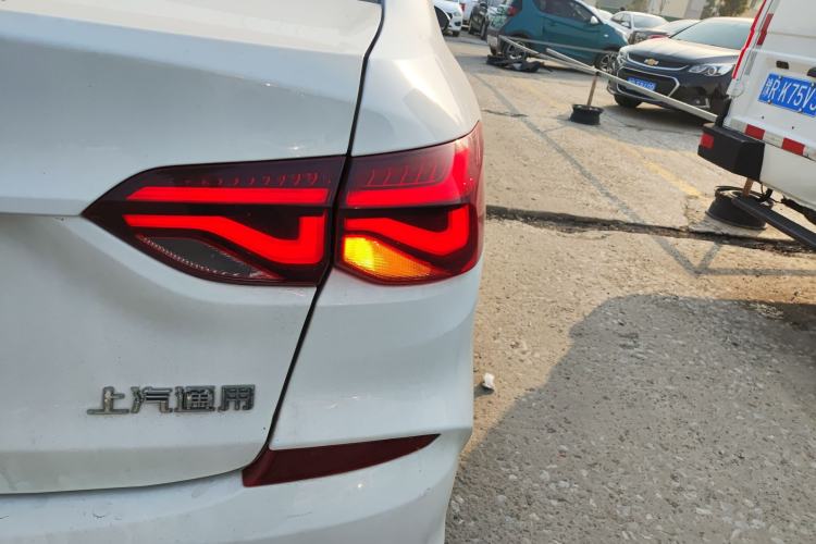 Used Chevrolet Monza 2022 320 Automatic Enjoyment Sunroof Version