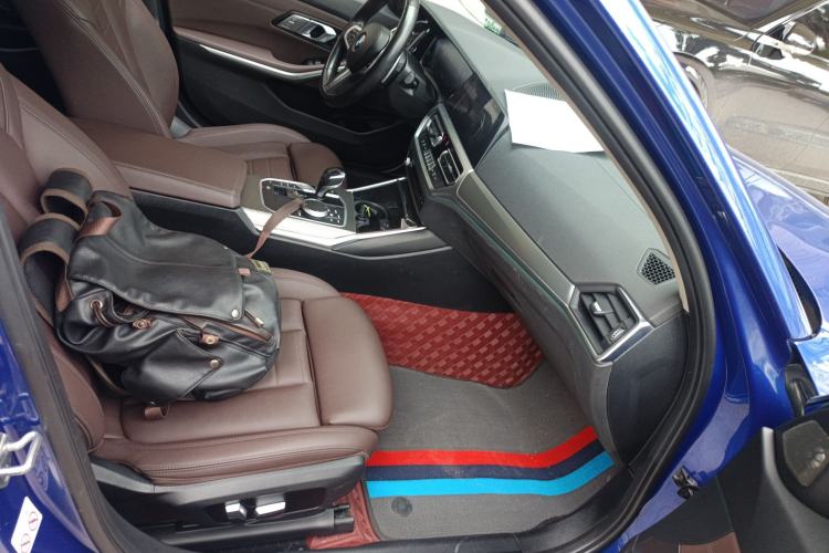 TDK.VehicleDetails.img