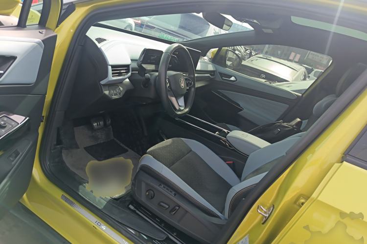 Used Volkswagen ID.4 X 2022 Smart Enjoyment Long-Range Edition