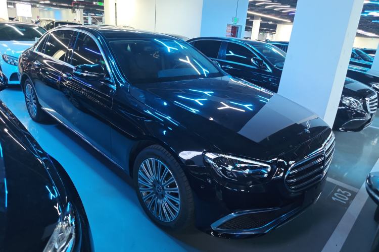 Used Mercedes-Benz E-Class 2023 Updated E 300 L Fashion Edition
