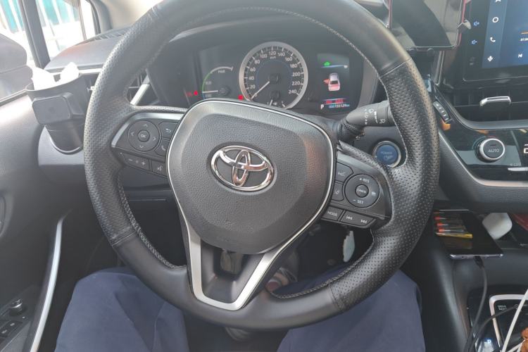 Used Toyota Corolla 2021 Dual-Motor 1.8L E-CVT Elite Edition