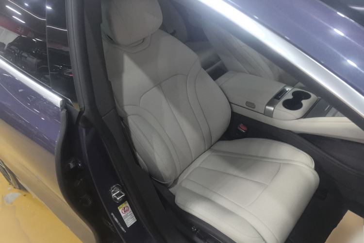 Used Denza Z9 2024 1100 km Four-Wheel Drive Max Version