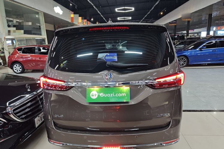 Used Buick GL8 2023 Land Executive Class Smart Enjoyment Model
