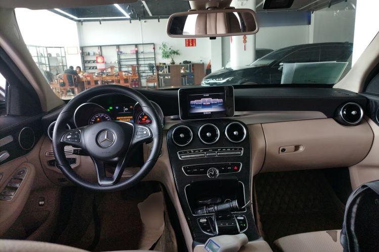 Used Mercedes-Benz C-Class 2015 C 200 L Sport Edition
