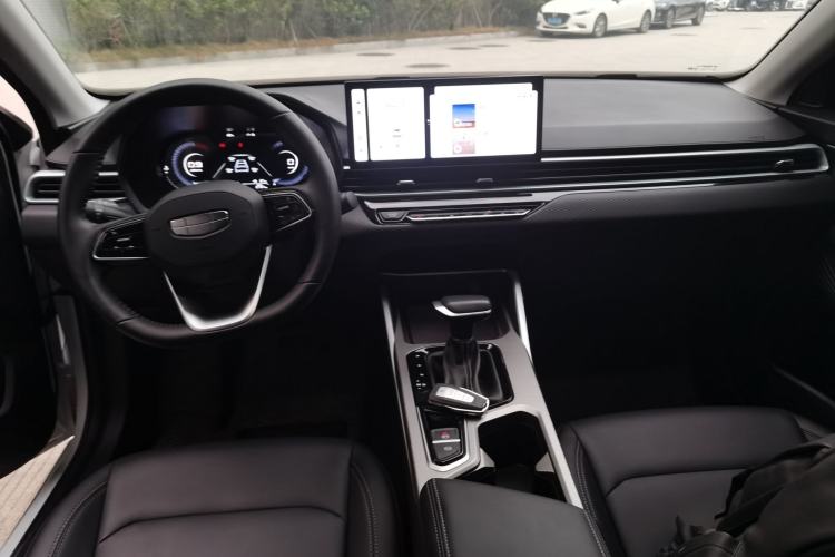 Used Geely Auto Emgrand 2025 4th Generation 1.5L CVT Longteng Edition
