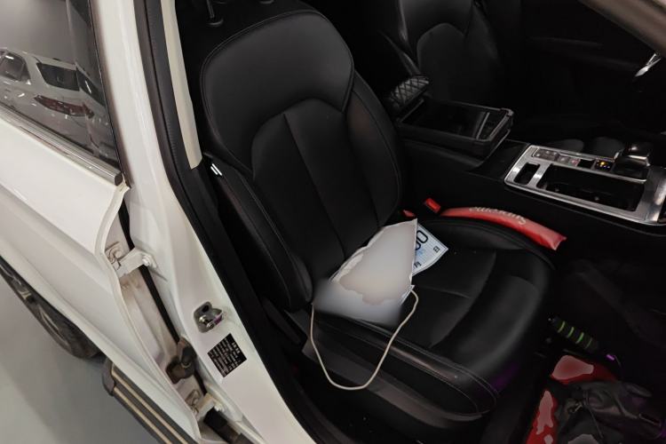 Used Roewe RX5 2020 PLUS 300TGI Automatic Ali National Trend Flagship Edition
