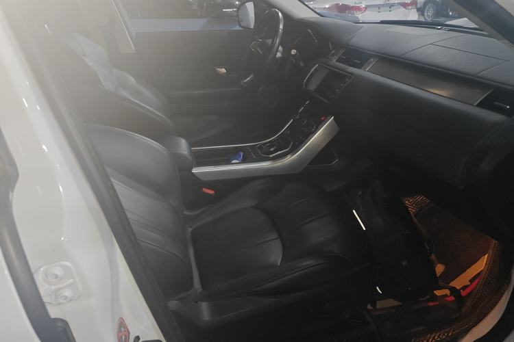 Used Land Rover Range Rover Evoque 2017 2.0T SE Smart Glow Edition
