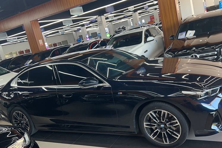 Used BMW 5 Series 2024 530Li Leading Model M Sport Package
