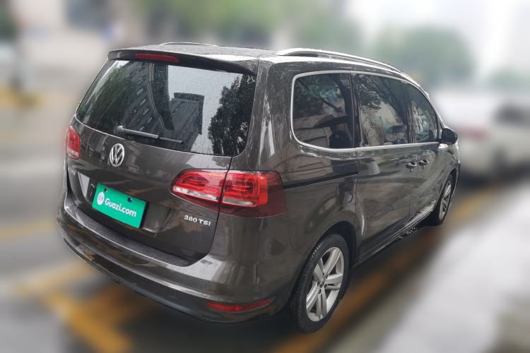 Used Volkswagen Sharan 2016 380TSI Comfort Edition 7-Seater
