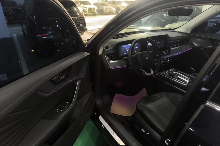 Used Hongqi HS5 2023 2.0T Qixiang Pro Edition
