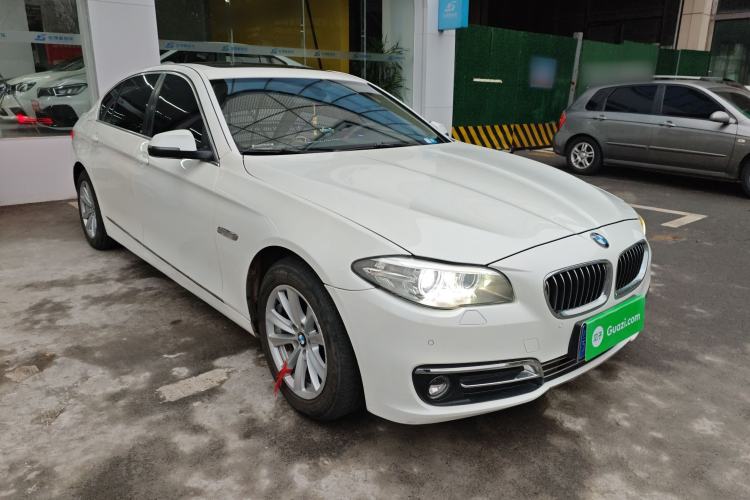 Used BMW 5 Series 2014 520Li Elegant Model

