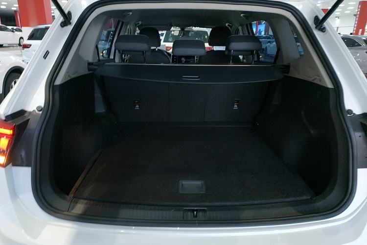 Used Volkswagen Tiguan L 2023 330TSI Automatic Two-Wheel Drive Comfort Edition
