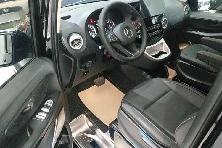 Used Mercedes-Benz Vito 2021 2.0T Elite Version 7 Seats
