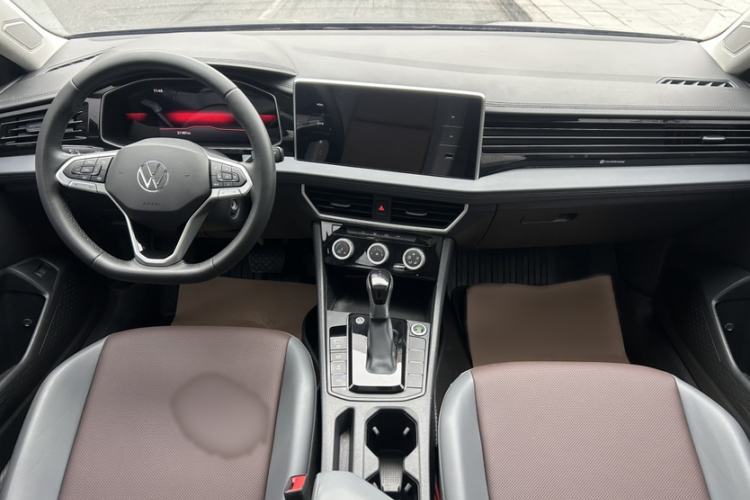 Used Volkswagen Sagitar 2023 300TSI DSG Flyover Edition
