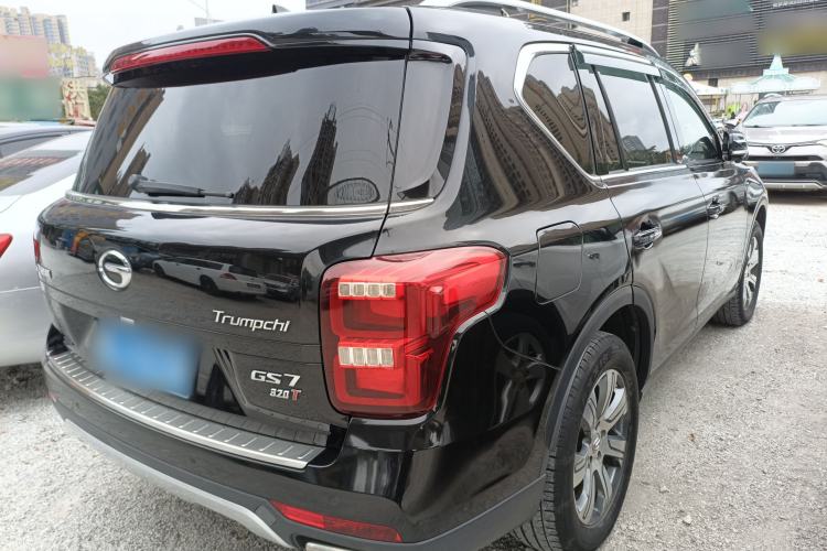 Used GAC Trumpchi GS7 2017 320T Two-Wheel-Drive Luxury Smart Connectivity Model
