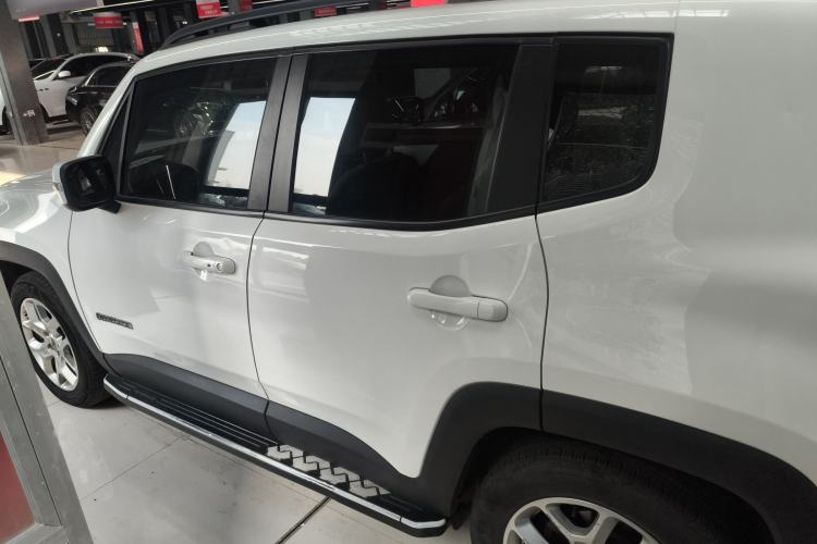 Used  Renegade 2017 180T Automatic Jingneng Edition
