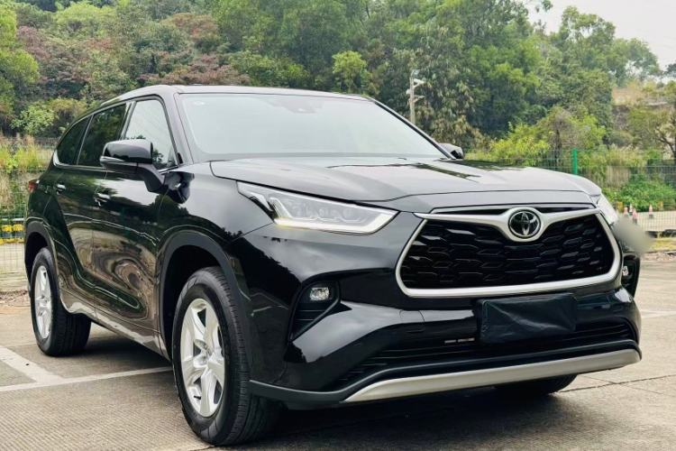 Used Toyota Highlander 