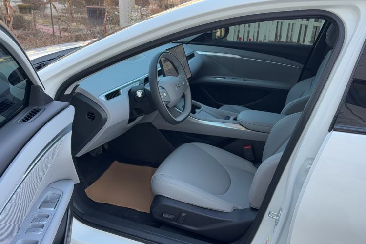 Used XPeng MONA M03 2024 620 with Ultra-Long Range
