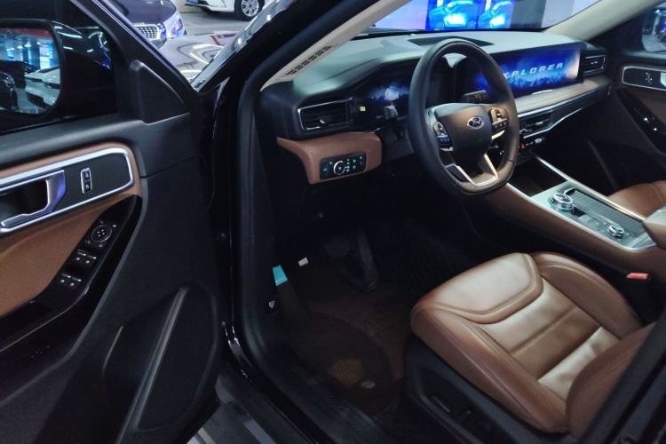 Used Ford Explorer 2023 EcoBoost 285 4x4 Trend Plus Edition 6 Seats
