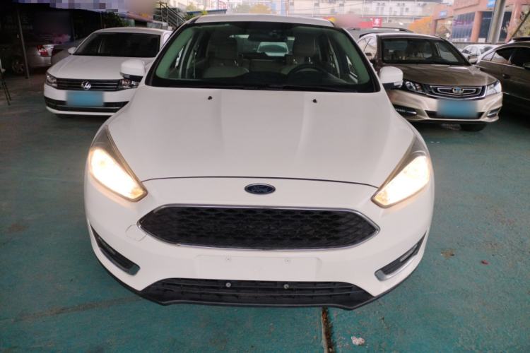 Used Ford Focus 2015 Hatchback EcoBoost 125 Automatic Supreme Style Edition
