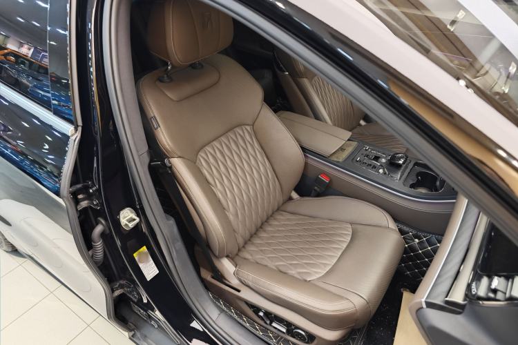 Used BYD Han 2023 DM-i Champion Edition 121KM Prestige Model
