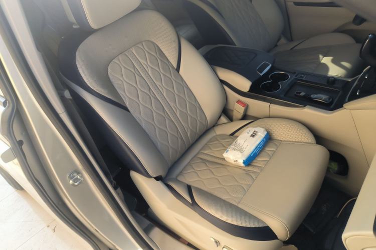 Used Buick GL8 2020 ES Land Cruiser 653T Comfort Edition
