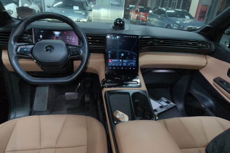 Used Nio ES8 2020 580 km Range Signature Edition Six-Seater Version
