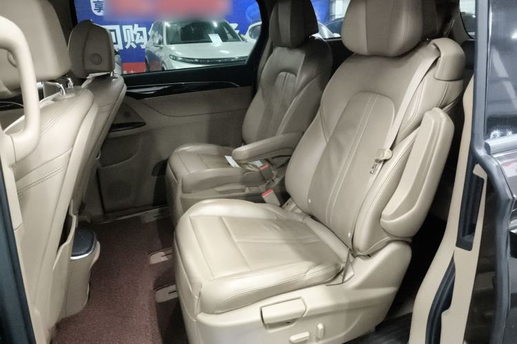 Used Buick GL8 2017 ES 28T Luxury Model China V Standard
