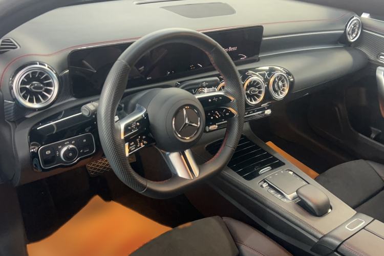 Used Mercedes-Benz A-Class 2023 A 200 L Fashion Model
