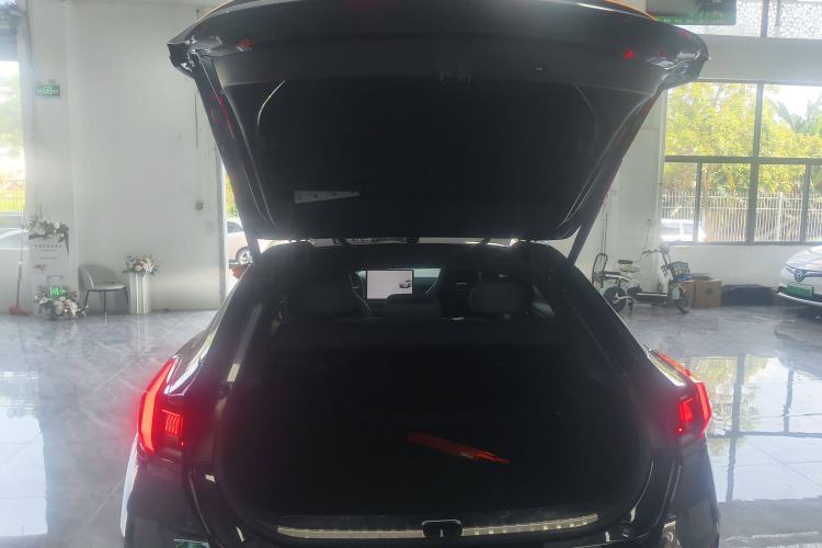 Used Zeekr 001 2023 WE Edition 86 kWh
