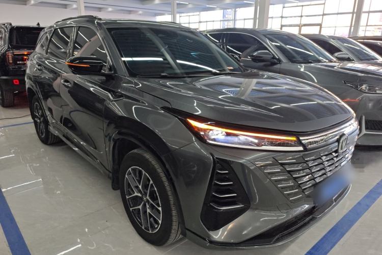 Used Changan CS75 PLUS 2024 3rd Generation Champion Edition 1.5T Intelligent Drive Dynamic Model
