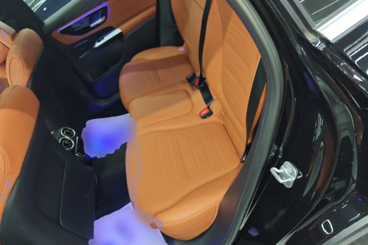 Used Mercedes-Benz GLC 2024 GLC 260 L 4MATIC Dynamic Edition 5-seater