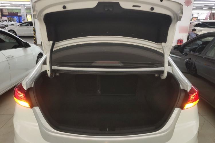 Used Hyundai Elantra 2019 1.5L CVT ZhiXuan – Elite Version