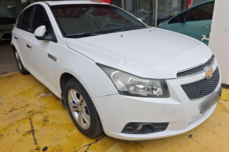 Used Chevrolet Cruze 2013 Hatchback 1.6L Automatic Luxury Model
