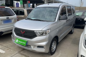 Used Wuling Hongguang V 2022 1.5L Jingqu Edition Electric-Assist LAR