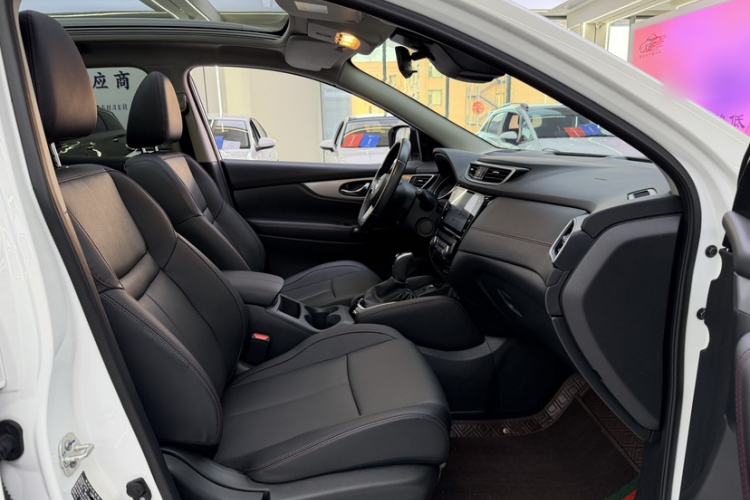 Used Nissan Qashqai 2022 2.0L CVT XV Premier Luxury Edition
