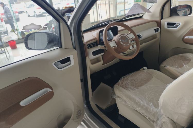 Used Wuling Hongguang MINIEV 2024 3rd Generation 215km Youth Edition