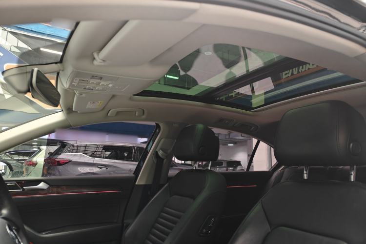 Used Volkswagen Magotan 2019 330TSI DSG Luxury Version China VI Standard
